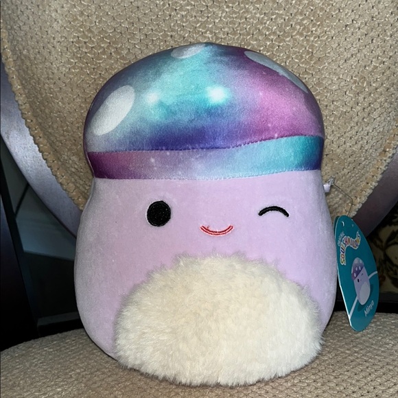 🍄 Squishmallows Minya the Purple Mushroom 8” NWT - Picture 1 of 4